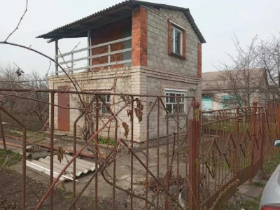 Садиба. У місті.