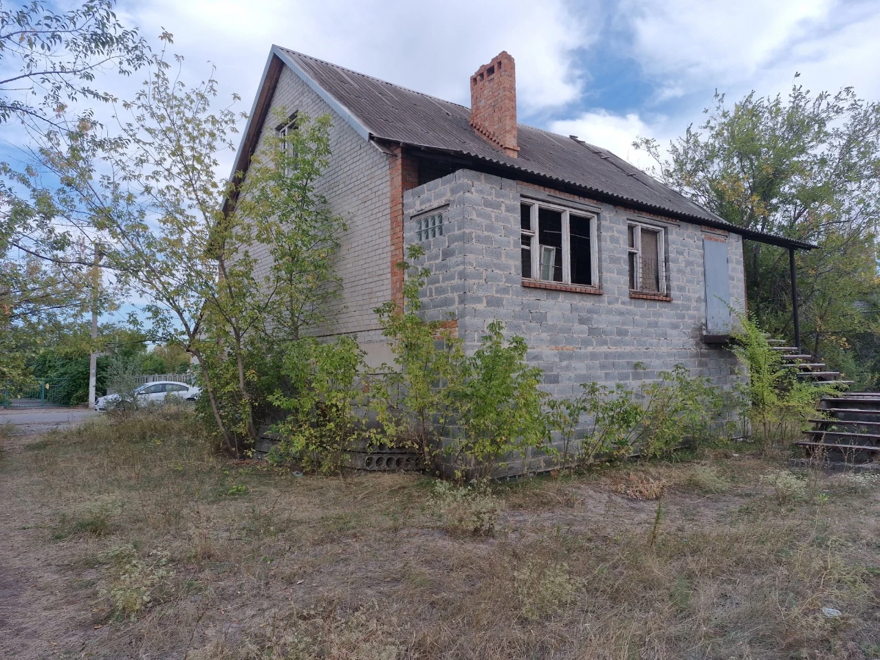 Продаж будинку. Довгинцівський район. Незалежне.