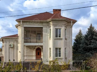 House for sale, 420 sq.m., "Svitanok" area