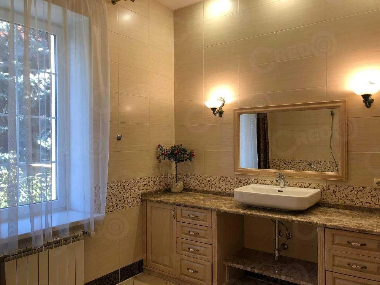 House for sale, 420 sq.m., "Svitanok" area