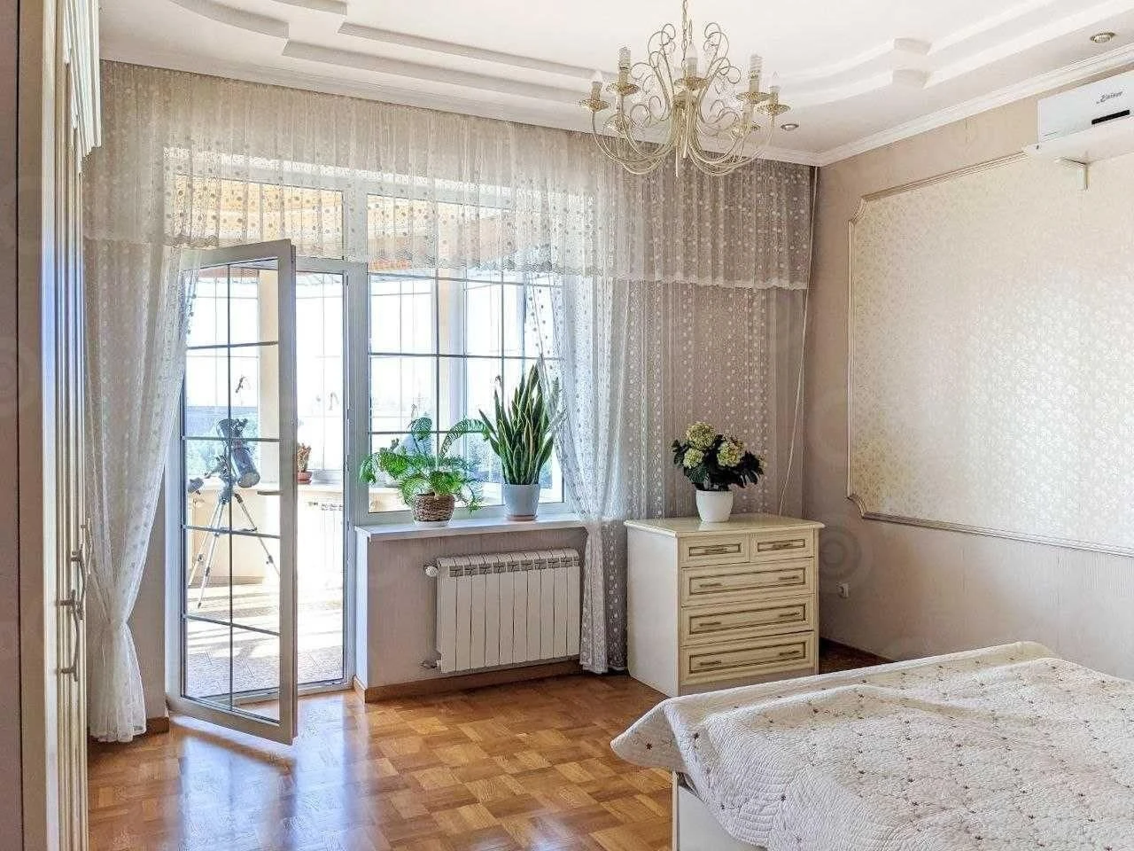 House for sale, 420 sq.m., "Svitanok" area