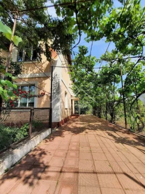 Продається двоповерховий будинок у Тернівському районі, 17-й