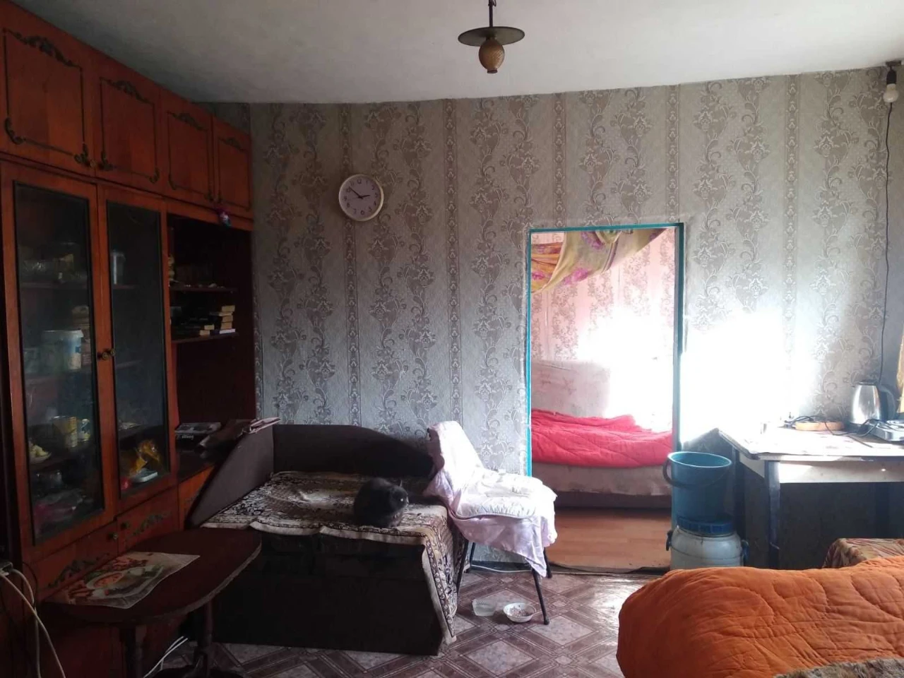Продається будинок на Ласточці, вулиця Нестерова, 35. Будинок потребує ремонту.