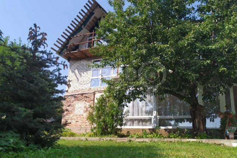 Продаж дачного будинку у казковій місцині Центр-Міського рай