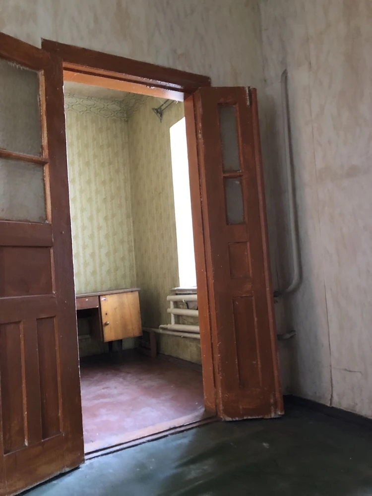 1/4 of a house on Zheltoorechenskaya Street, 68 square meters, gas, water, in the Rokovataya district
