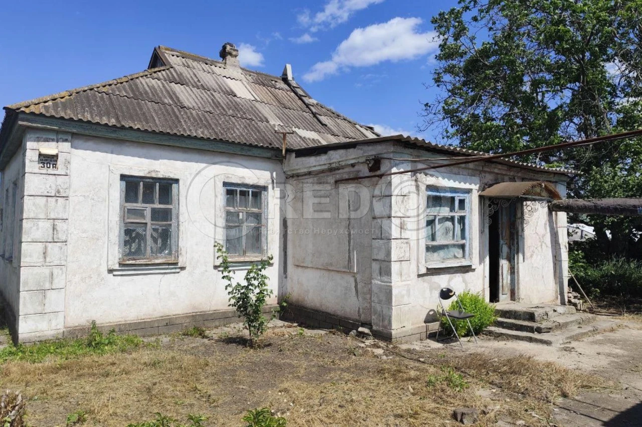 Продаж або обмін будинку селище "Залізничне". Довгинцево.