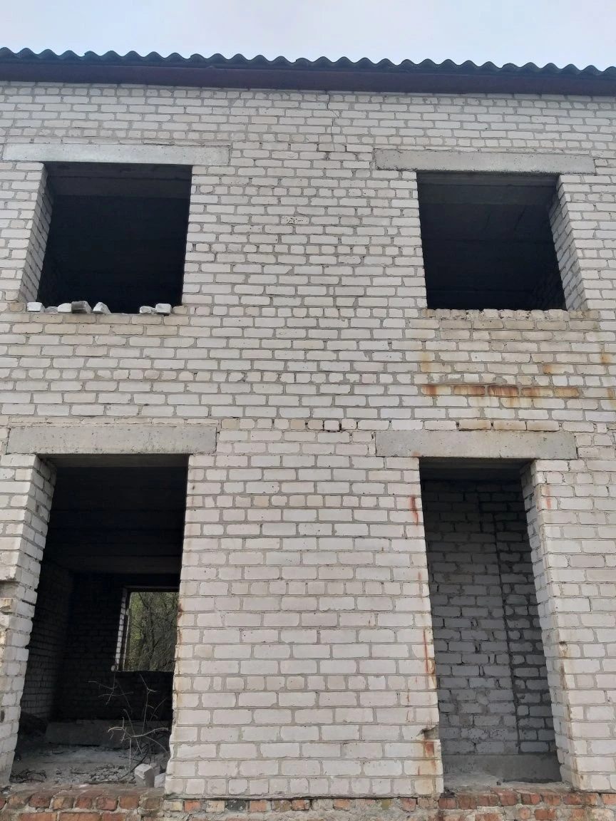 For Sale: House on a plot of land in Lesniche