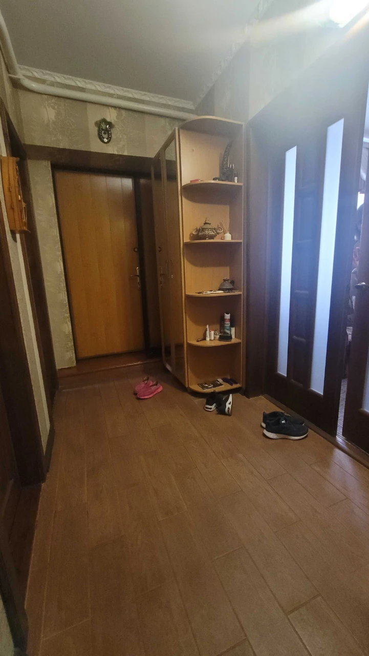 Продам відмінний будинок в передмісті Марганця.