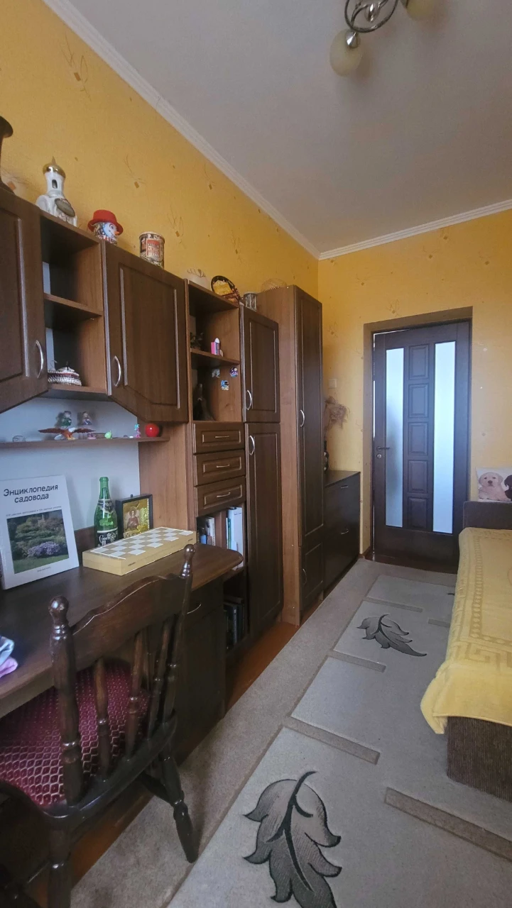 Продам відмінний будинок в передмісті Марганця.