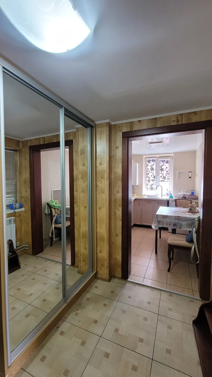 Продам будинок в Марганці