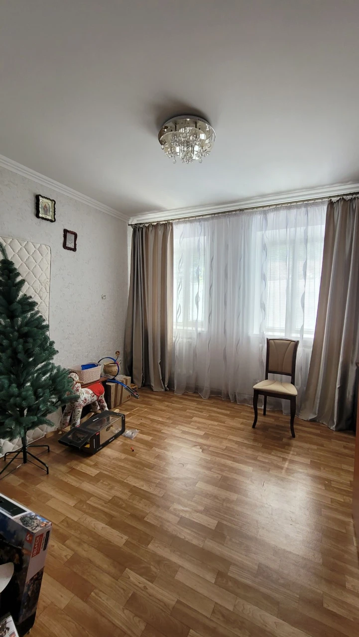 Продам будинок в Марганці