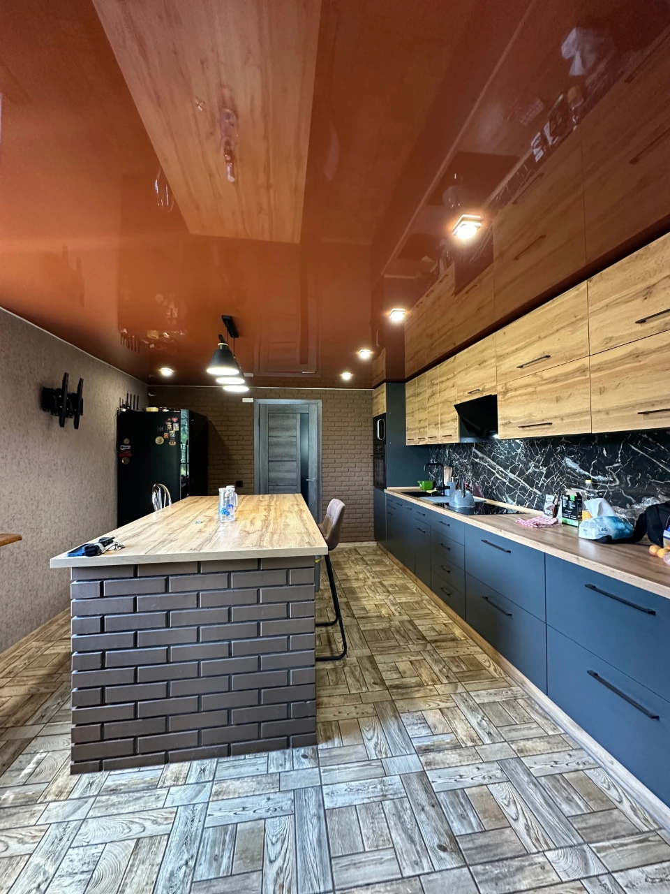 House for sale with furniture and appliances