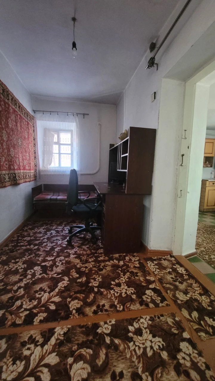 Продам будинок в Марганці. Район хлібозавод.