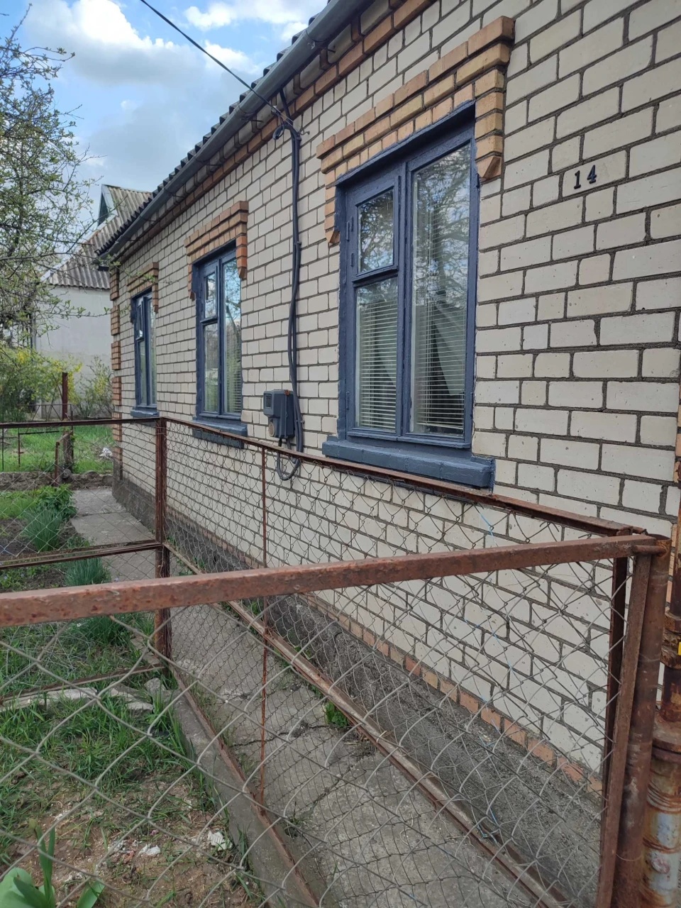 Продам большой дом район кафе "Лагуна" рассмотрю любые вариа