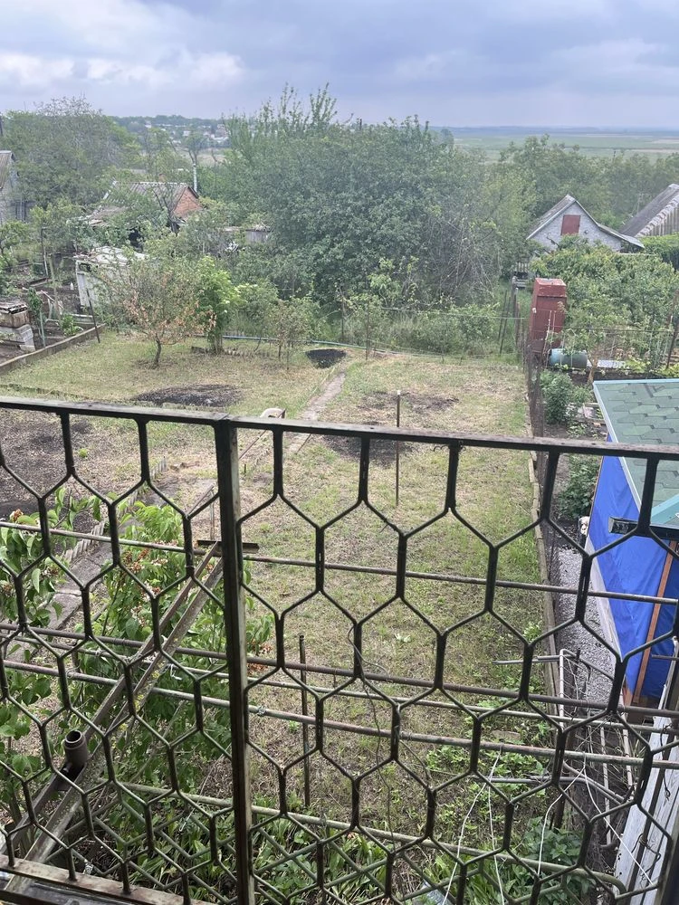 Продам 2х этажную дачу.