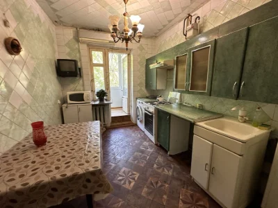 3 комнатная Глушко Киевский рынок Чешка