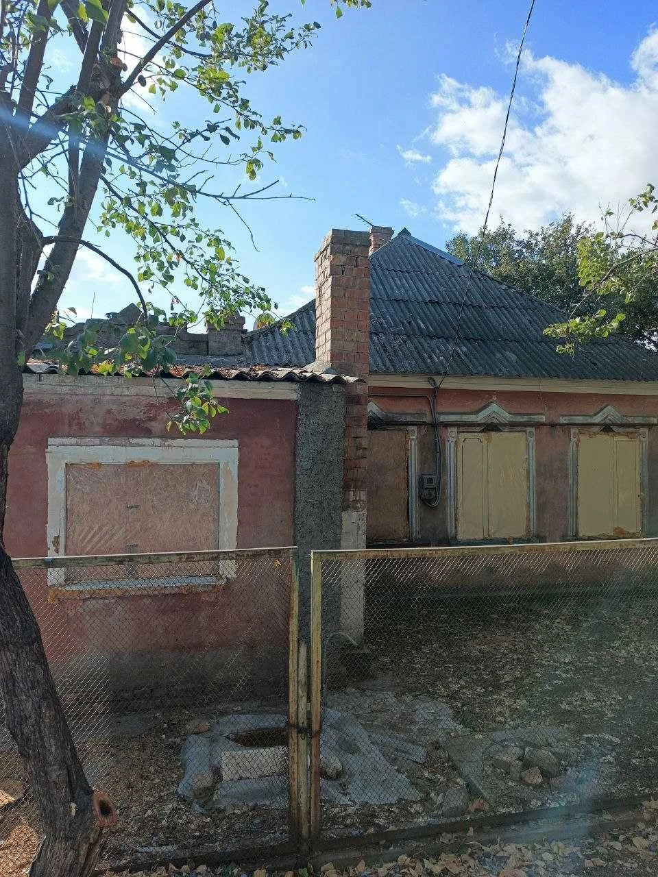 Продам или обменяю полдома.