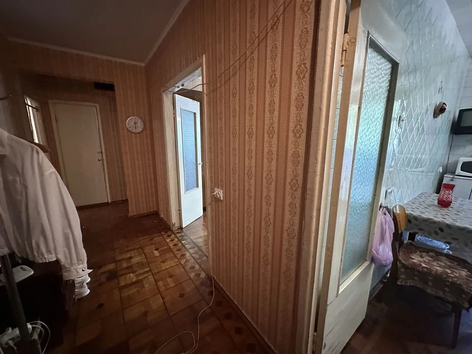 3 комнатная Глушко Киевский рынок Чешка
