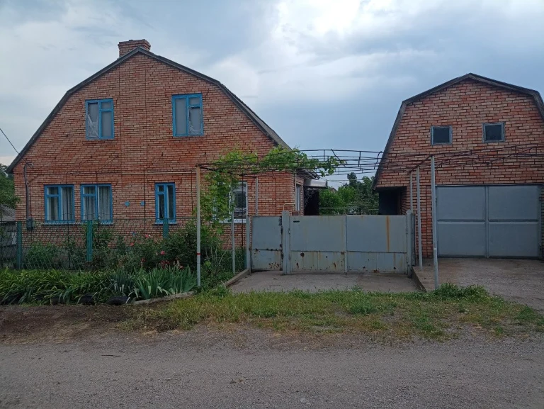 Дом район Новопавлівка