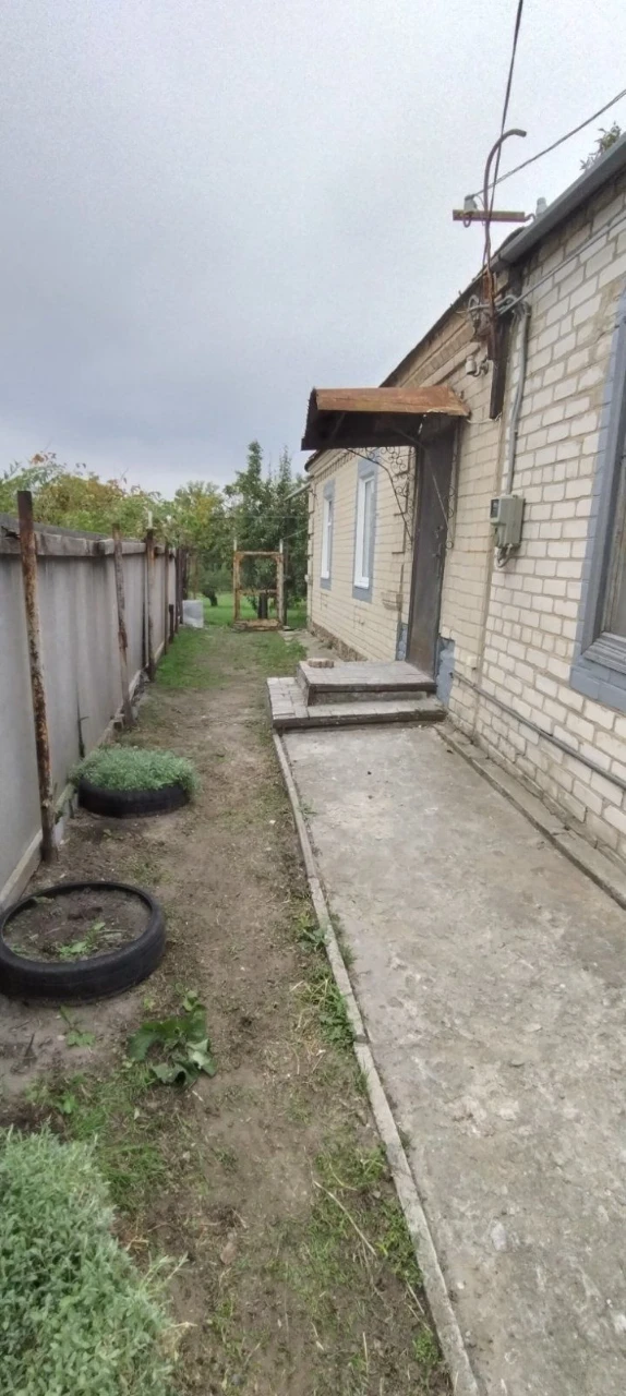 Продам будинок на Приточілавці 60кв.м 4 кімнати гараж,літня
