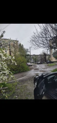 Продам пів будинку