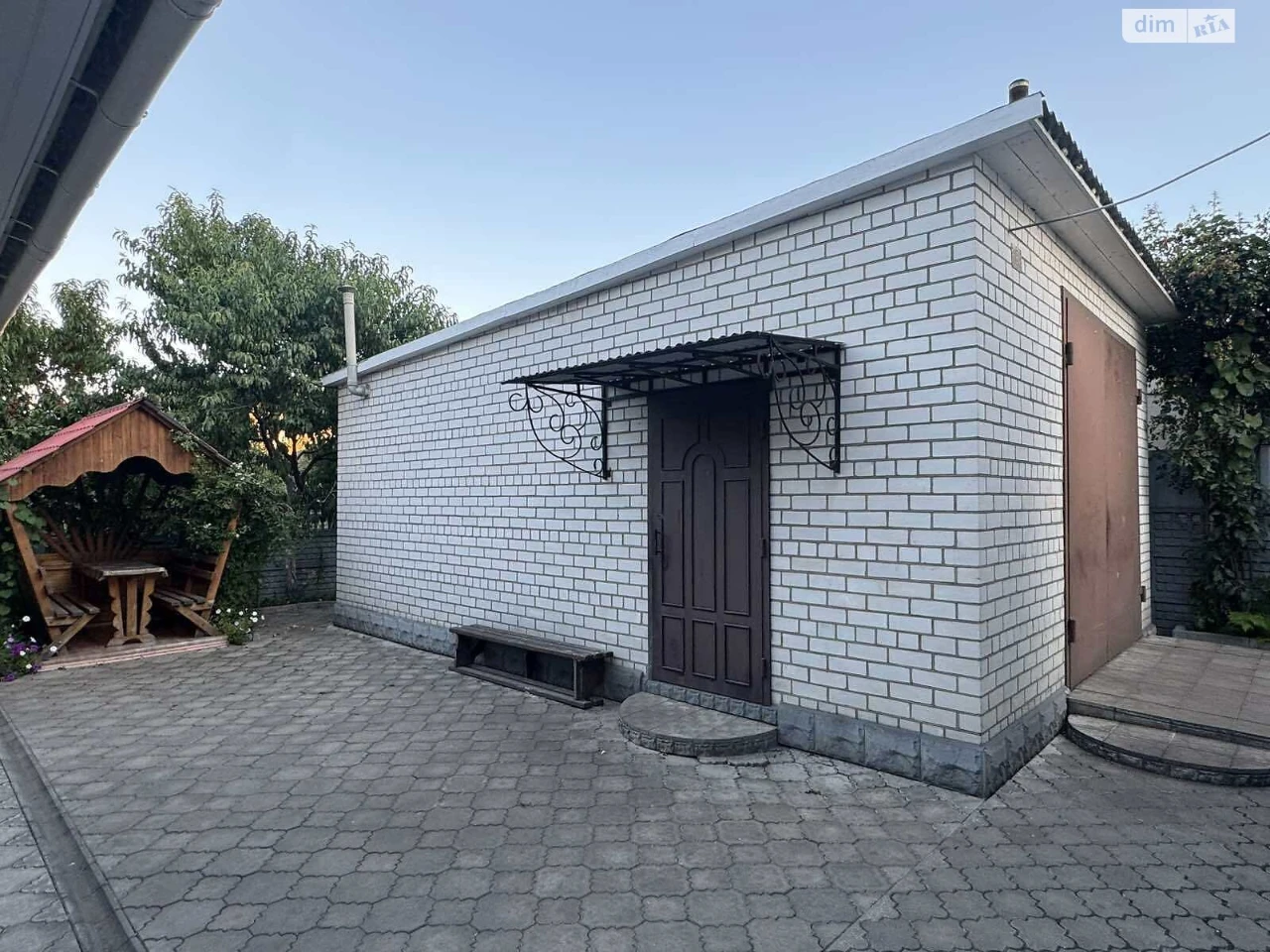 Продаж Дім