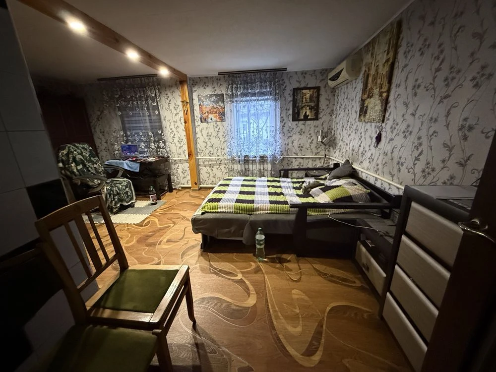 Продаж затишного будинку