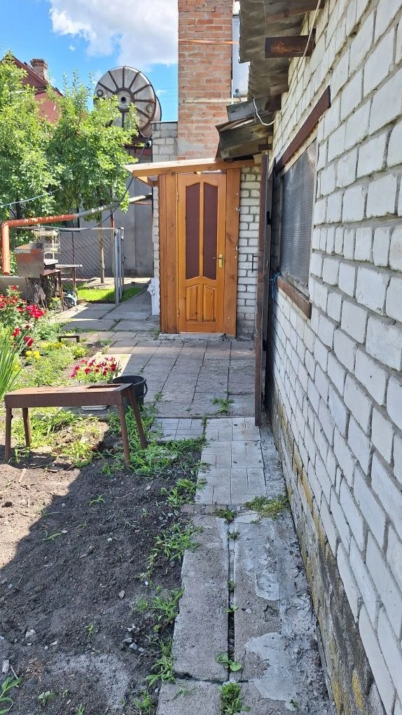 Продається Будинок в якому завжди є світло і тепло ,район 20