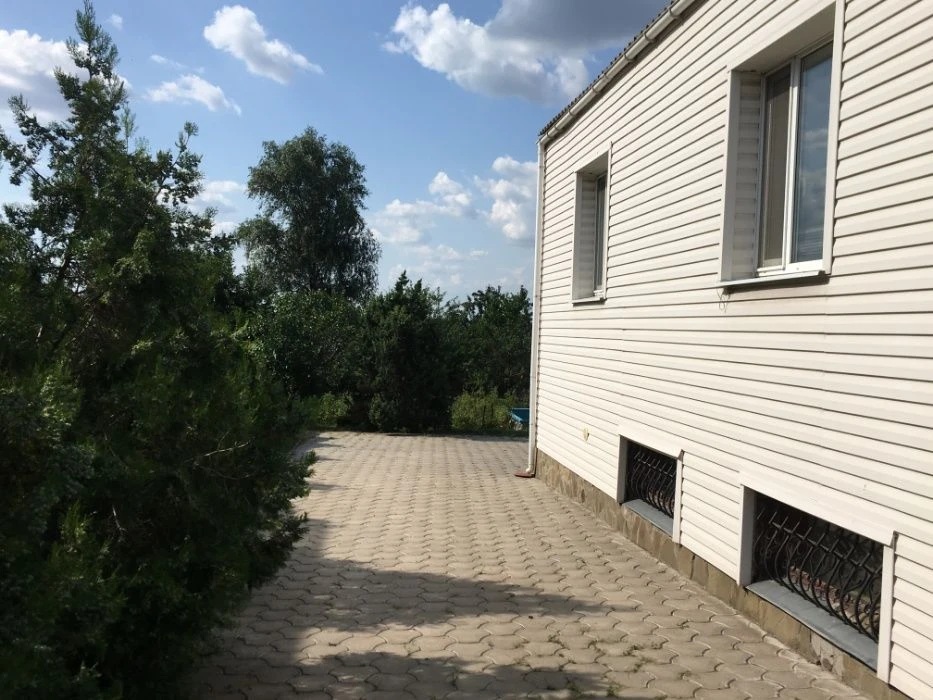 Продам 1,5 поверховий   будинок .Провулок Річковий 24.
