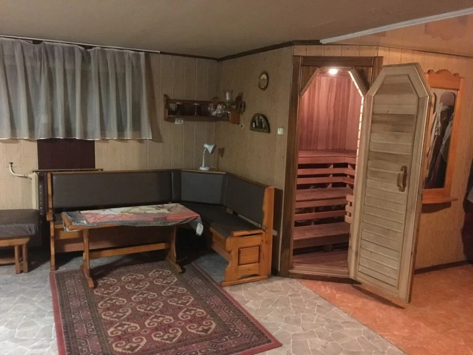 Продам 1,5 поверховий   будинок .Провулок Річковий 24.
