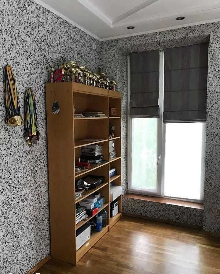 Продам будинок, дом 350 м², 20 соток, Павлоград – від власни