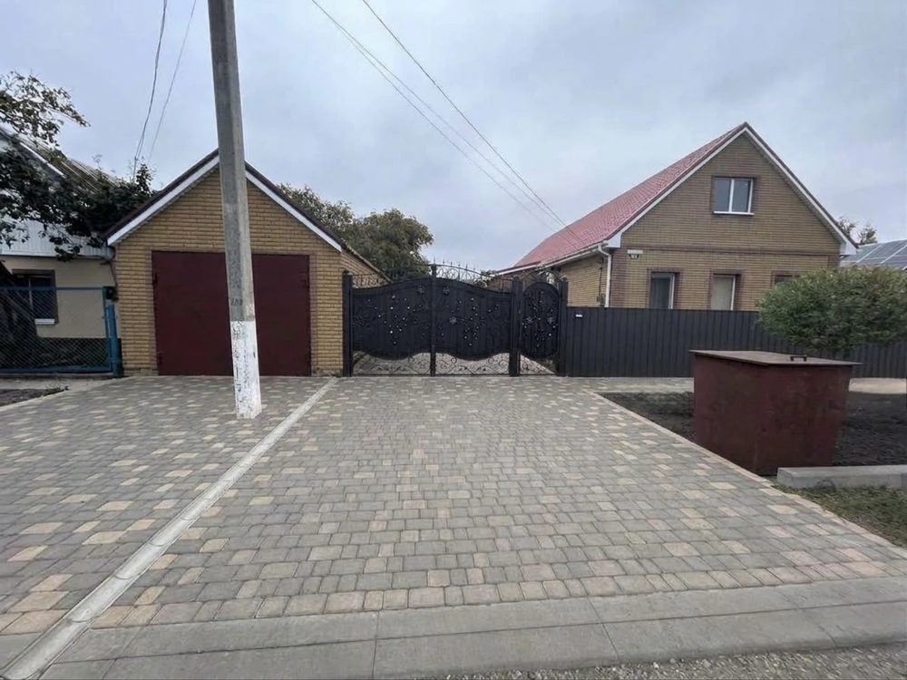 Продам будинок в місті