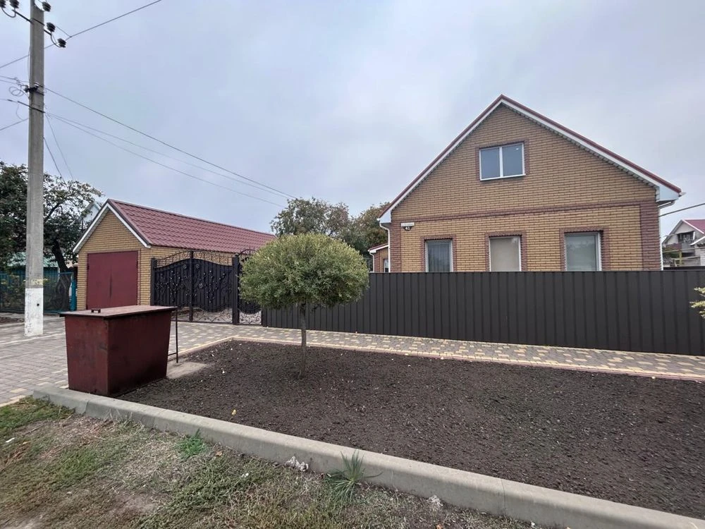 Продам будинок в місті