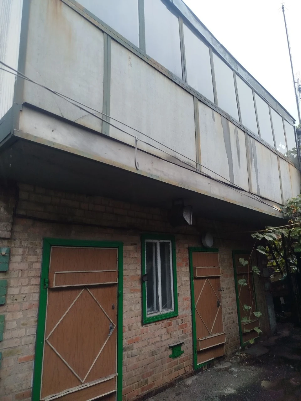 Продам терміново будинок,м.Синельникове.