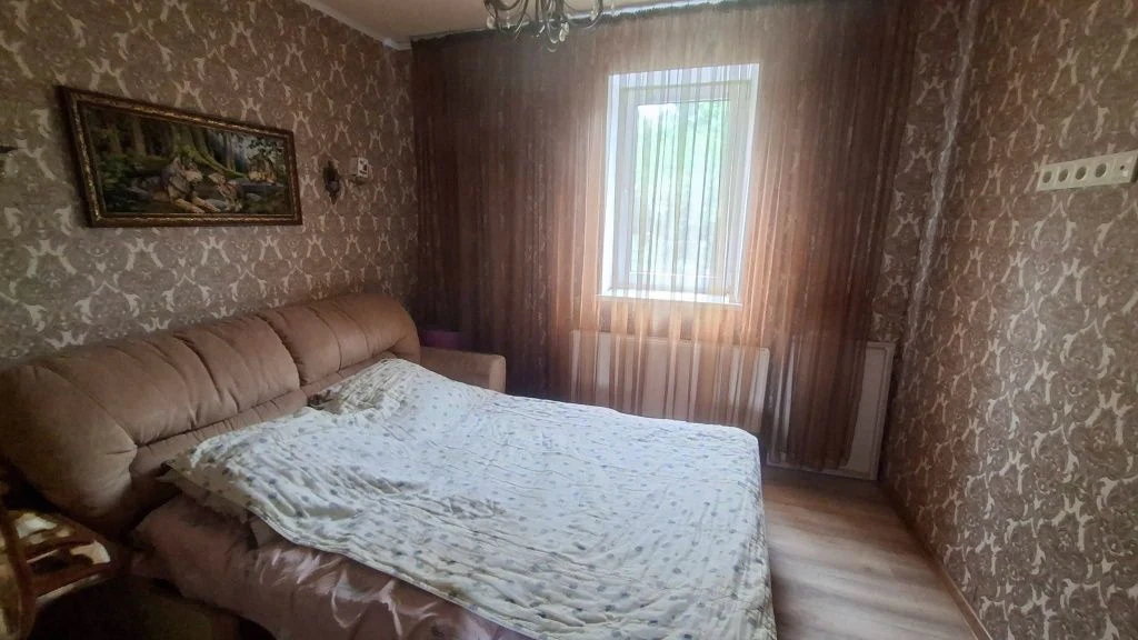 Продам будинок у м. Синельникове