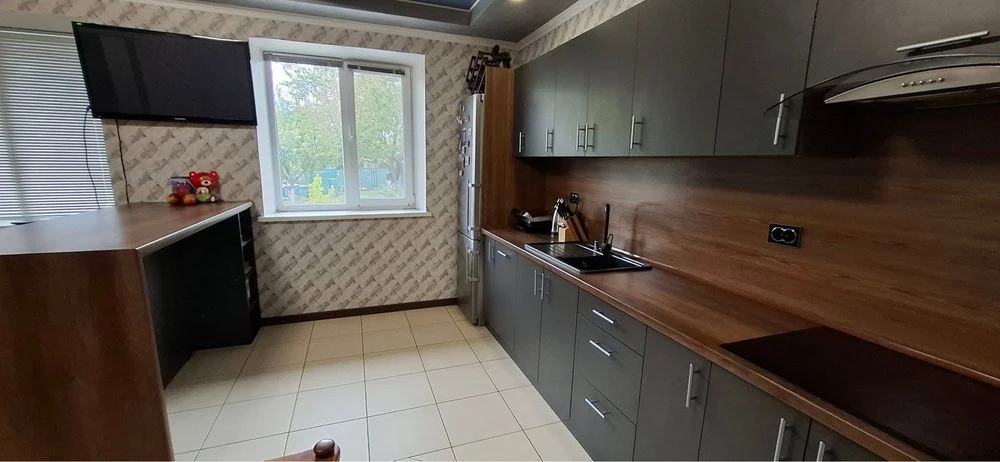 Продам будинок м.Синельникове