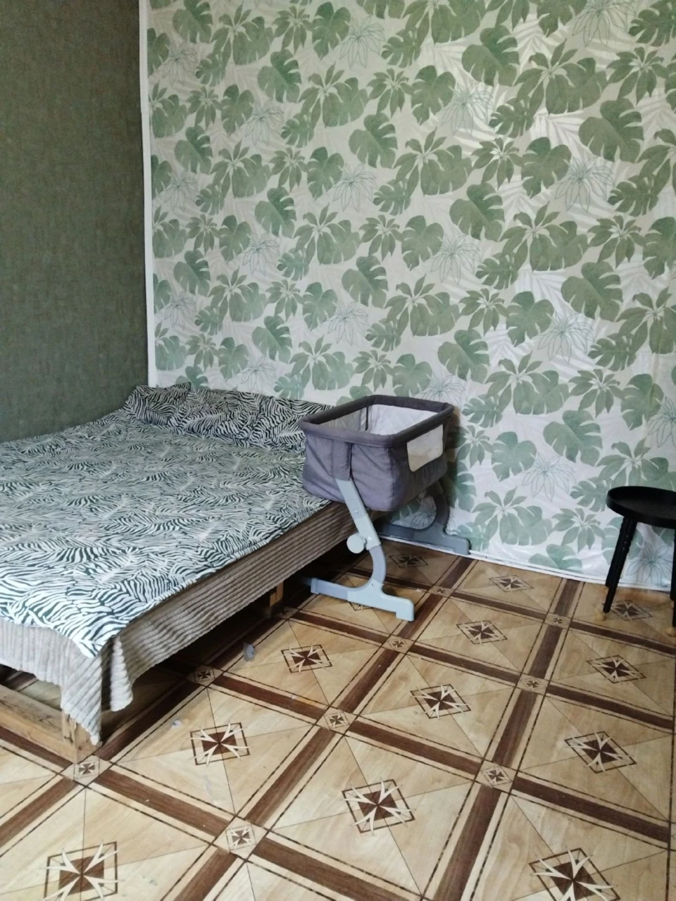 Продам дом будинок недалеко від першої, з земельною ділянко,