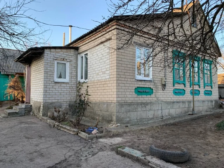 Продам дом в Терновке ( на баме )