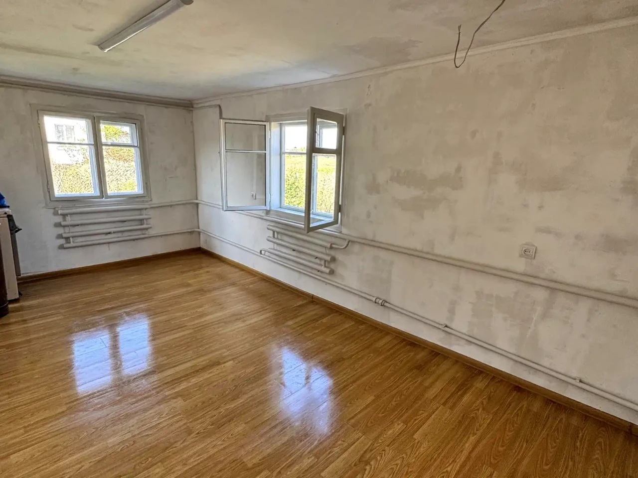 Продаж будинку 66 м² 33.7 сот.