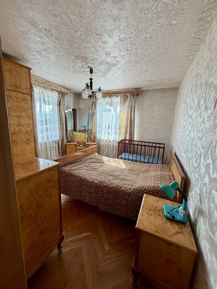 Продається будинок 213 м² з гаражем и участком 23 сотки в Барановке