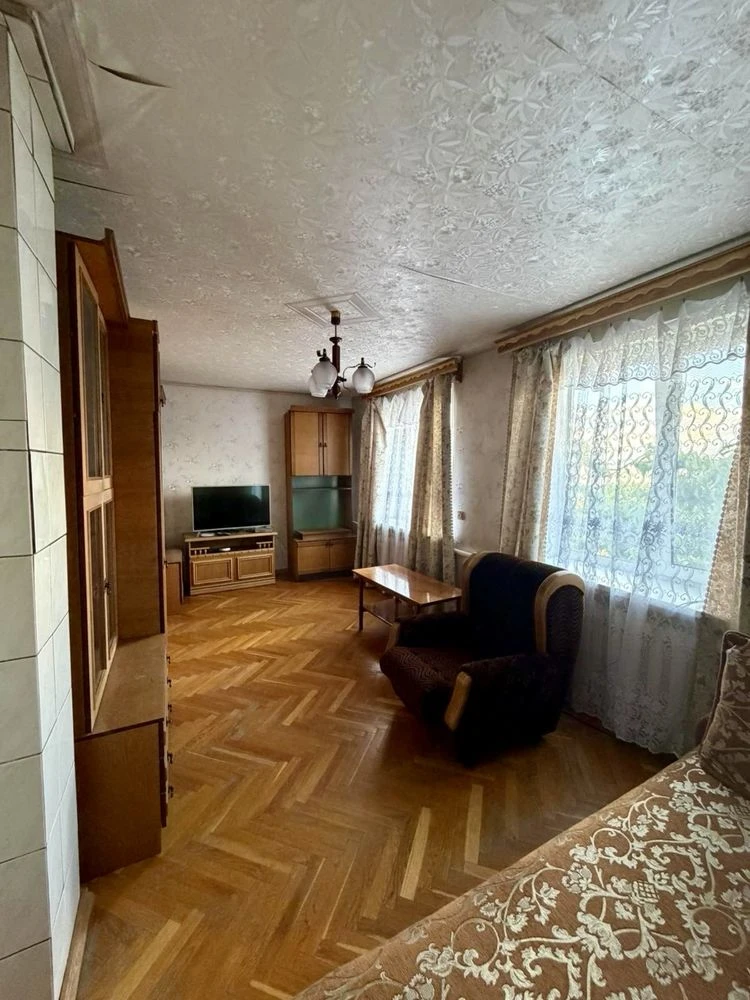 Продається будинок 213 м² з гаражем и участком 23 сотки в Барановке