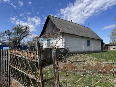 Продаж будинку, газ, криниця, сарай, 15 соток землі