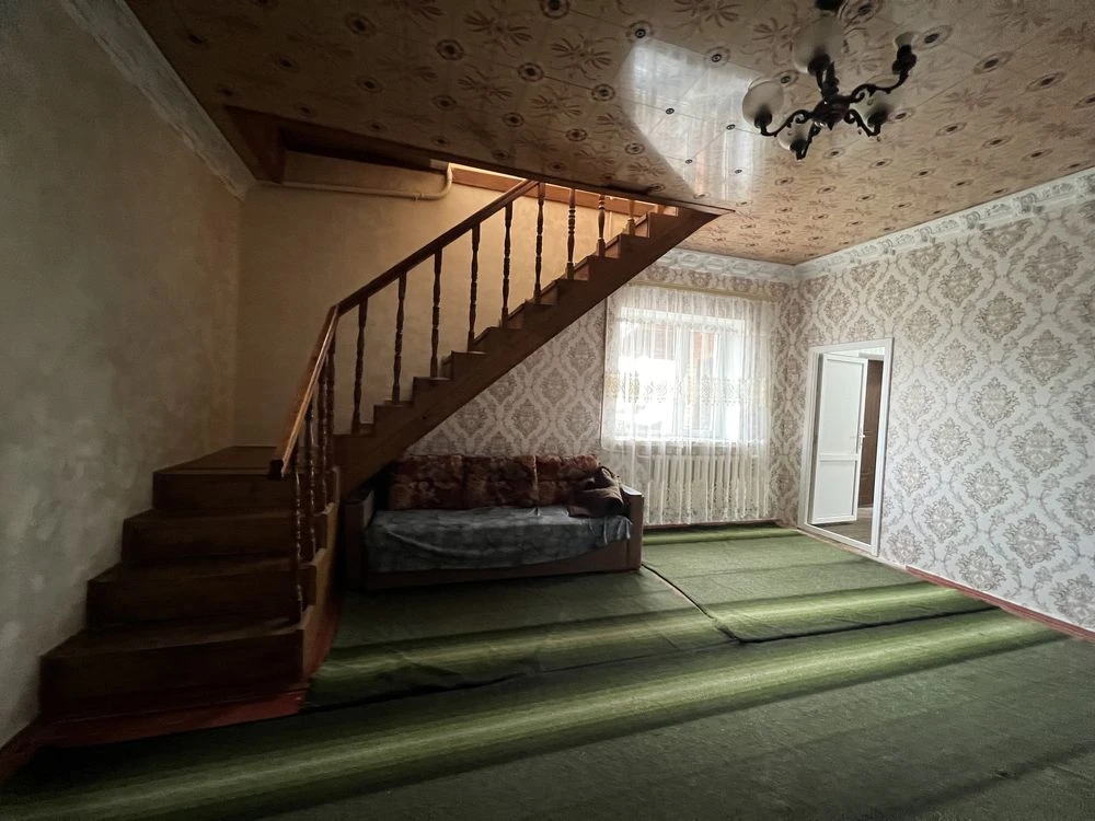 Продається будинок в Новосілках