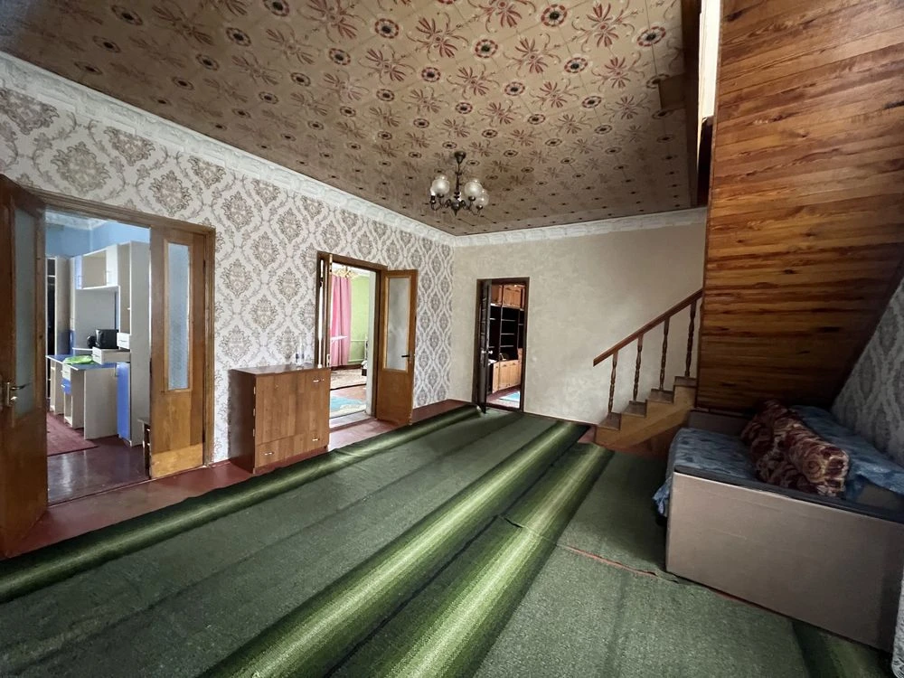 Продається будинок в Новосілках