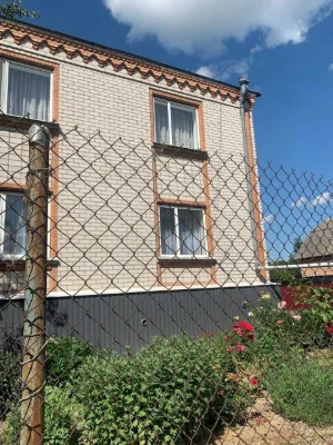 Продам будинок двоповерховий з цокольним поверхом