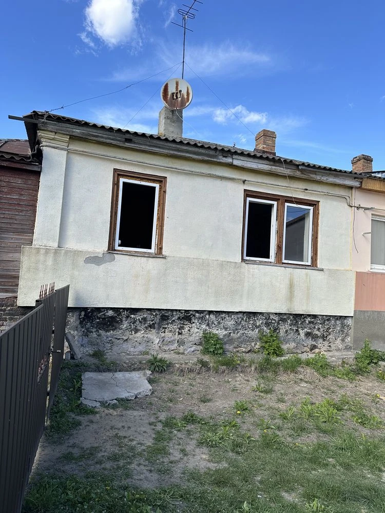 Терміново!! продам Частина будинку, квартира 2 кімнатна, буд