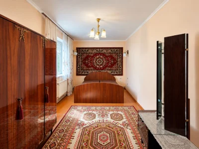 Продам добротний будинок р-н Загребелля