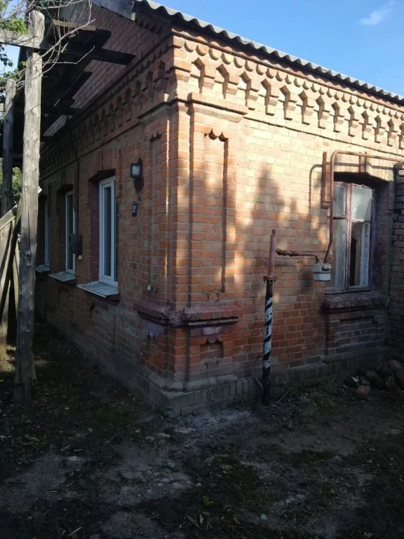 For Sale: Two-Part House