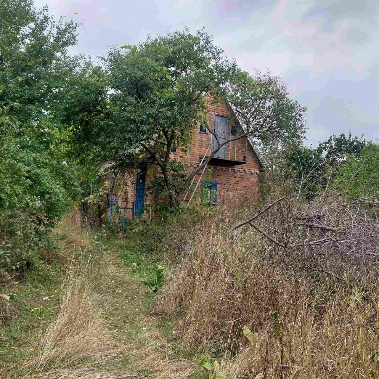 House in village Skragliwka