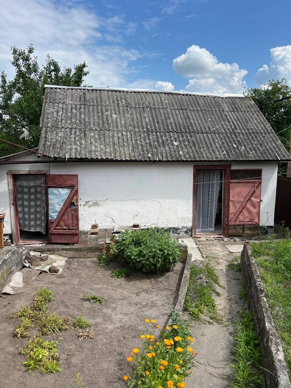 House in the market area